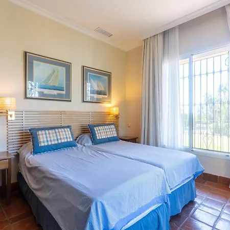 Near Beaches, Cleaning Included Holiday home *