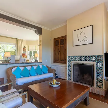 Near Beaches, Cleaning Included Marbella